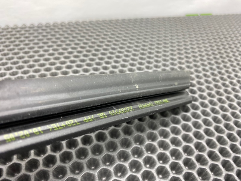 Уплотнитель стекла двери, 600 рублей, Калининград