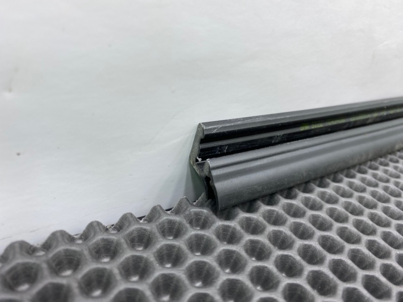 Уплотнитель стекла двери, 600 рублей, Калининград