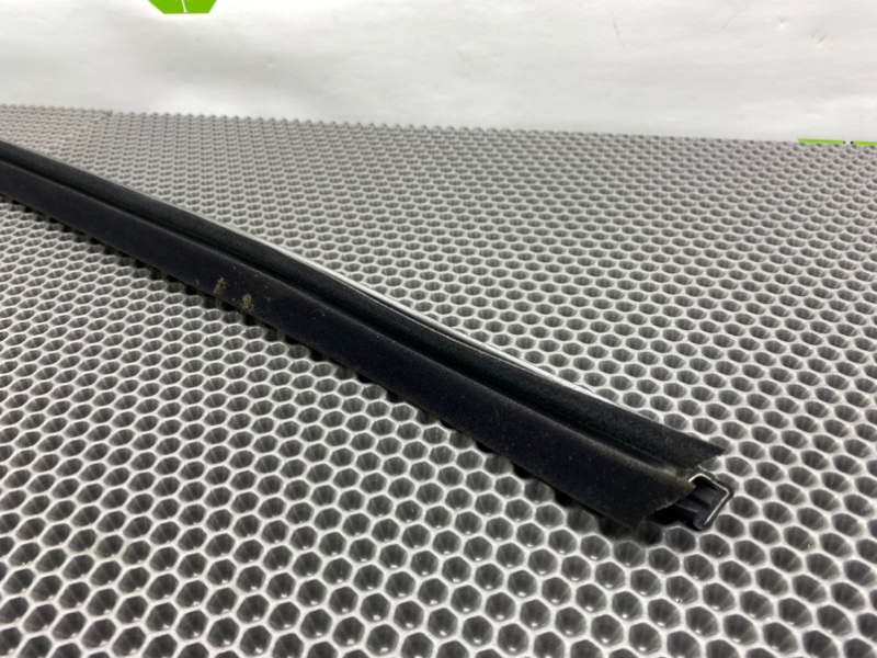 Уплотнитель стекла двери, 1100 рублей, Калининград