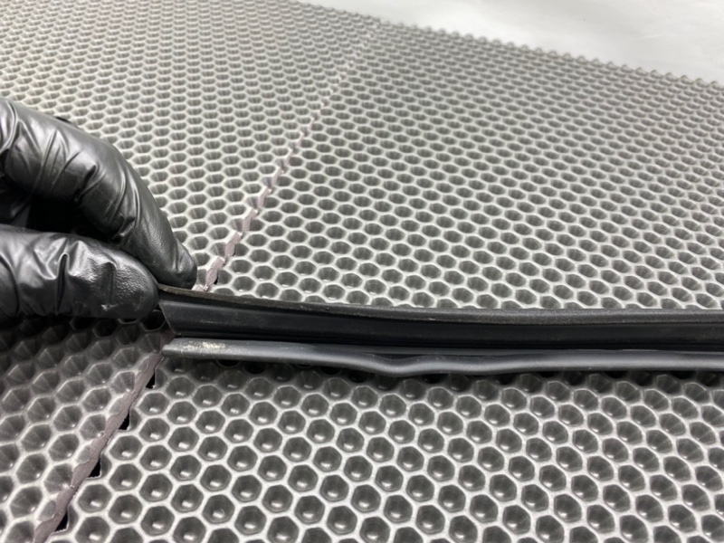 Уплотнитель стекла двери, 1100 рублей, Калининград