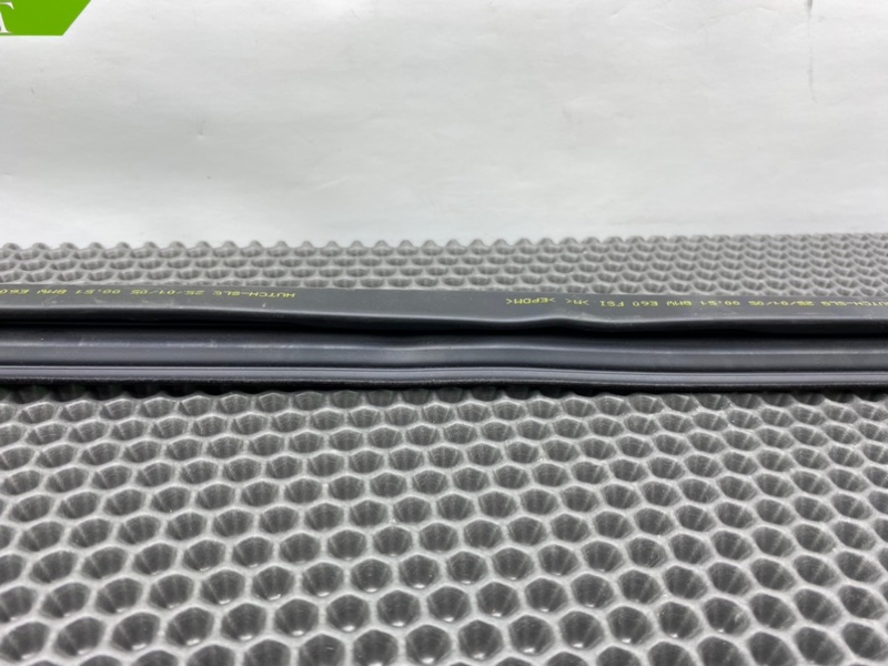 Уплотнитель стекла двери, 1100 рублей, Калининград