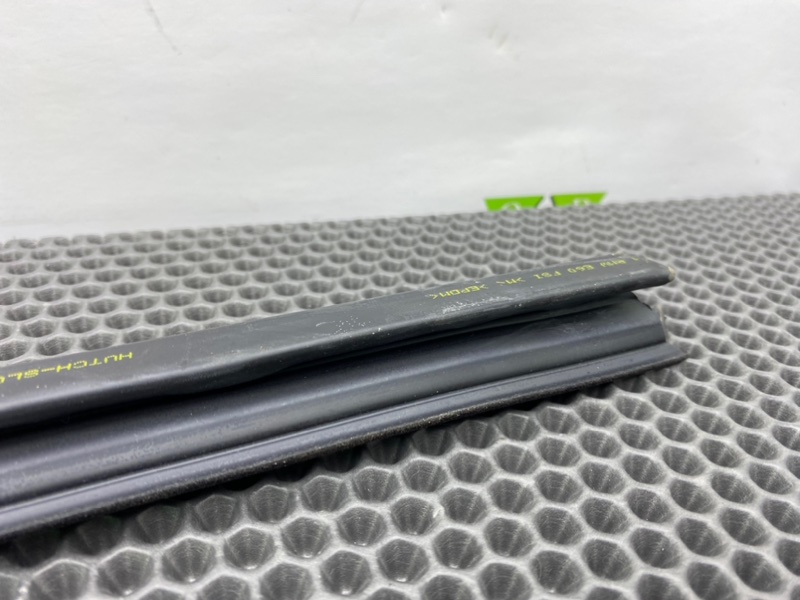 Уплотнитель стекла двери, 1100 рублей, Калининград