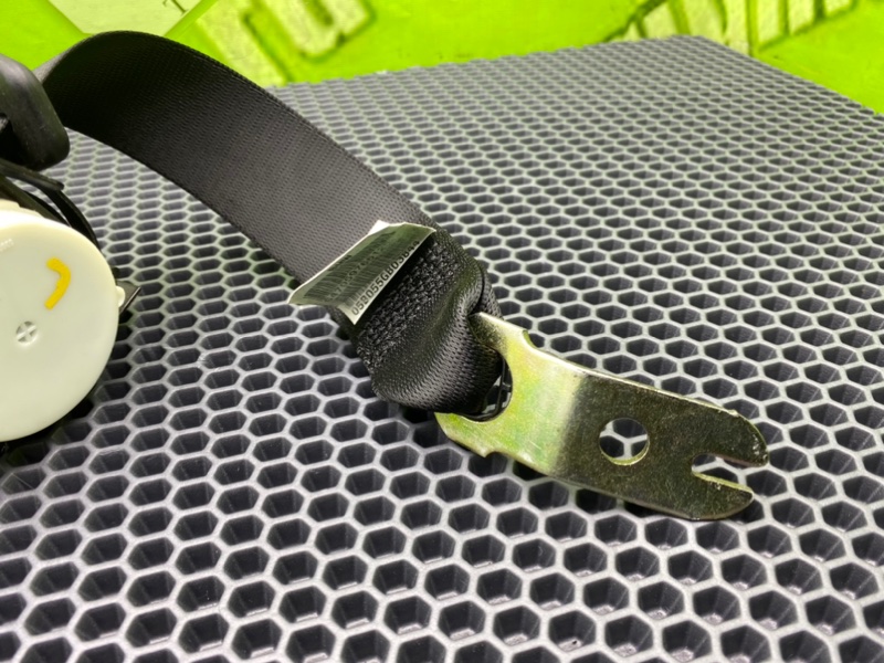 Ремень безопасности, 1000 рублей, Калининград