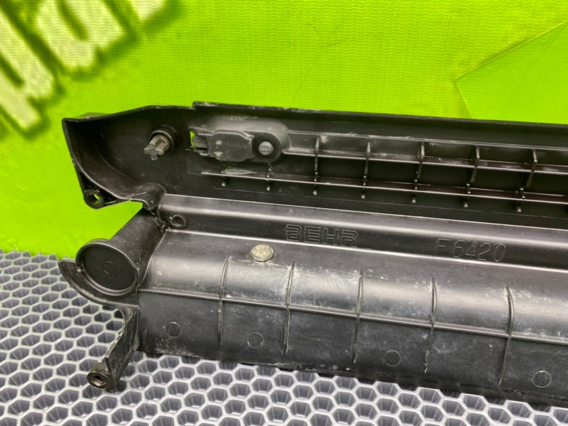 Кронштейн, 1100 рублей, Калининград