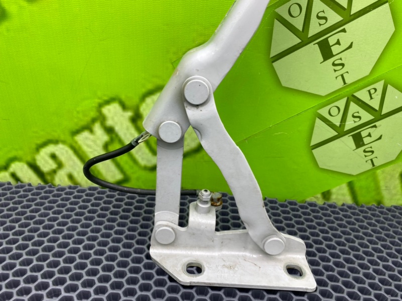 Петли капота, 1900 рублей, Калининград