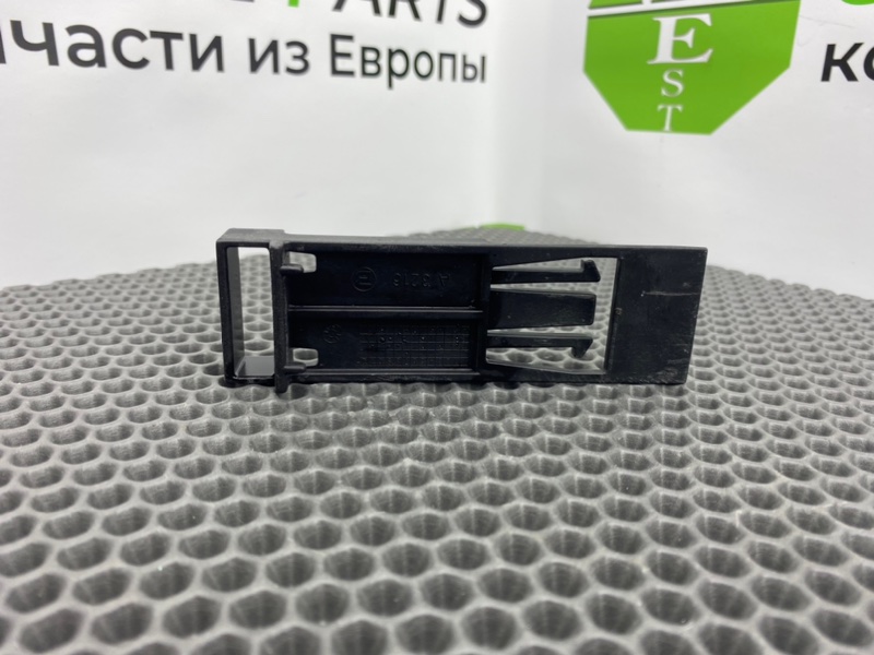 Крепление радиатора, 600 рублей, Калининград