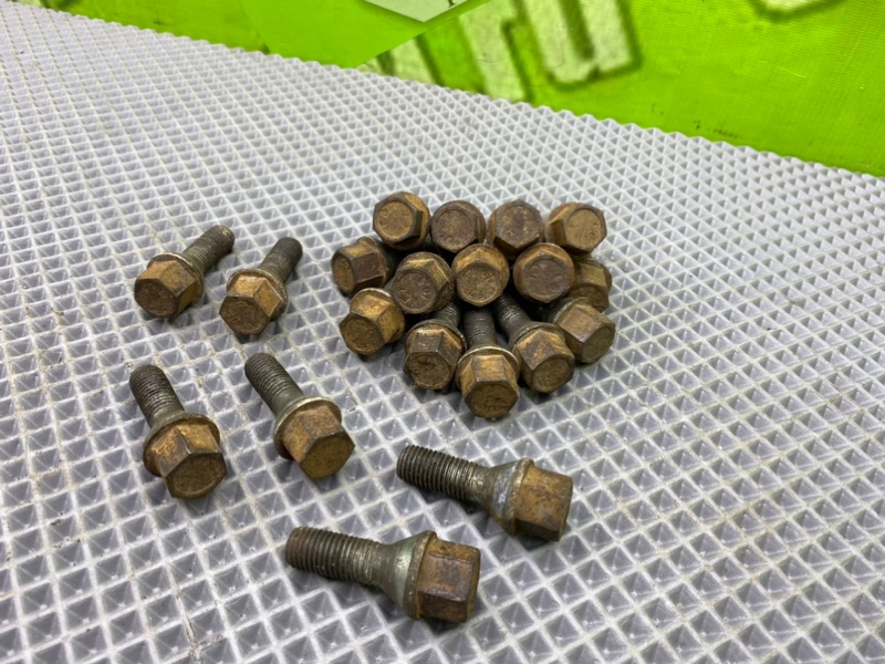 Колесные болты, 1600 рублей, Тверь