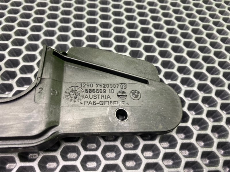 Кронштейн, 500 рублей, Калининград