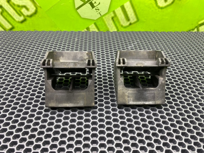 Кронштейн, 1200 рублей, Калининград