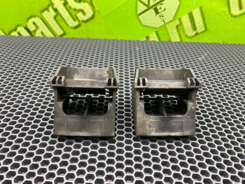 Кронштейн, 1200 рублей, Калининград