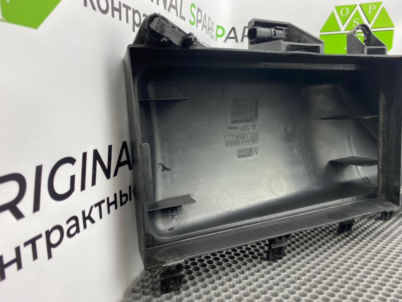 Крышка салонного фильтра, 1000 рублей, Калининград