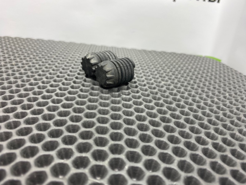 Отбойник капота, 1000 рублей, Калининград