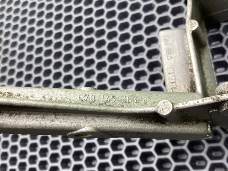 Кронштейн, 1200 рублей, Калининград