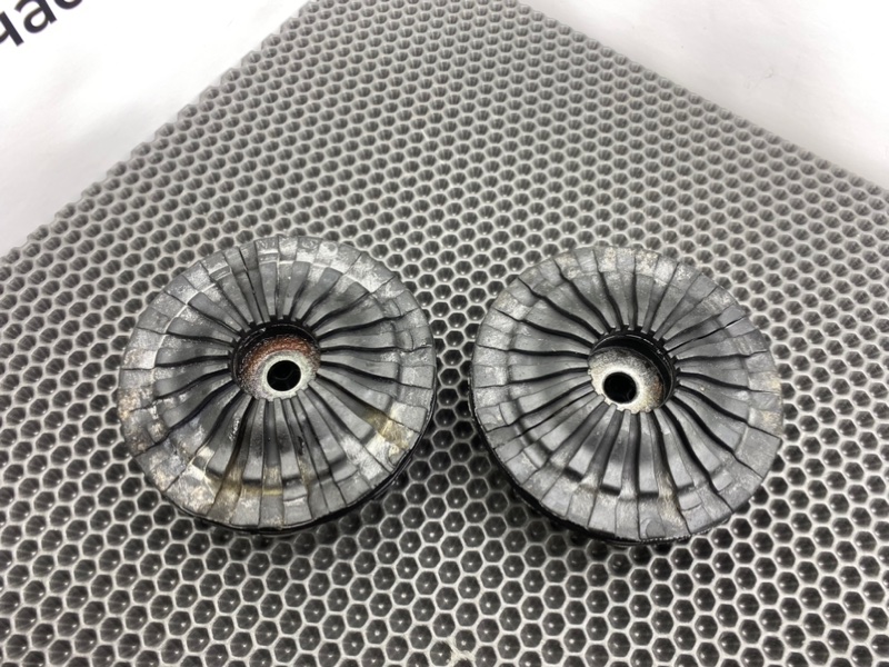 Опоры амортизаторов, 1100 рублей, Калининград