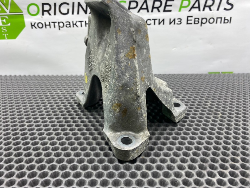 Кронштейн двигателя, 1600 рублей, Калининград