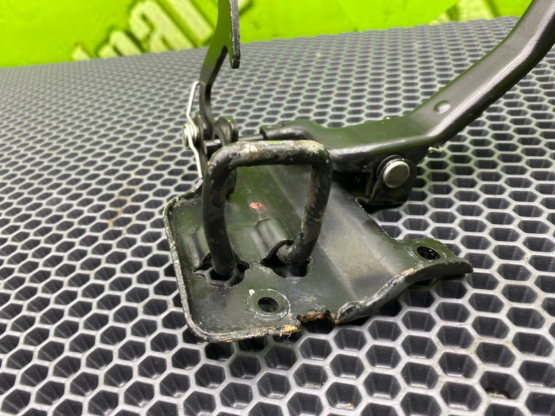 Замок капота, 1100 рублей, Калининград