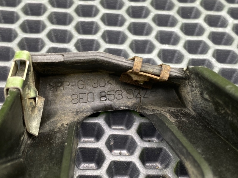 Кронштейн, 800 рублей, Калининград