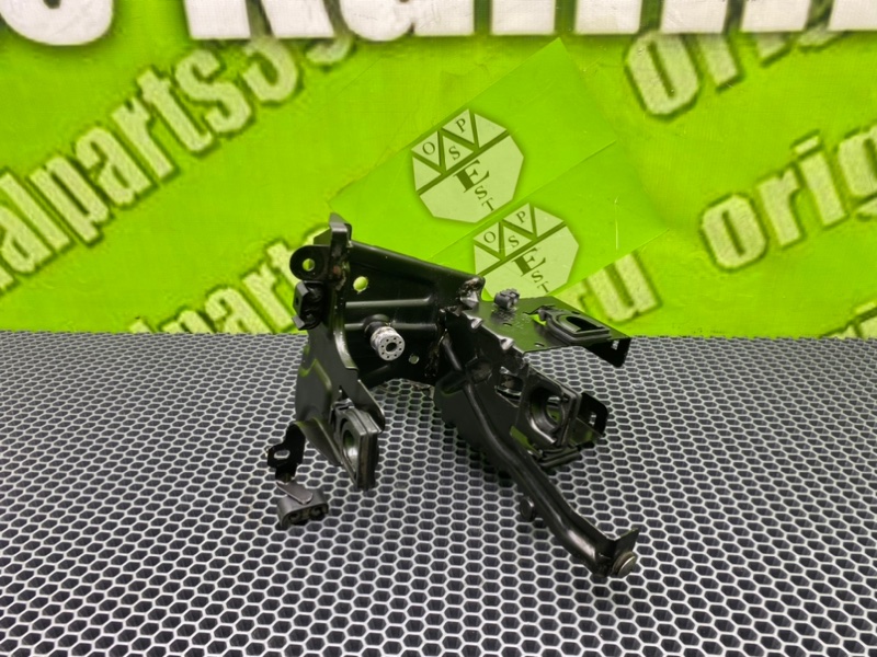 Кронштейн, 1200 рублей, Калининград