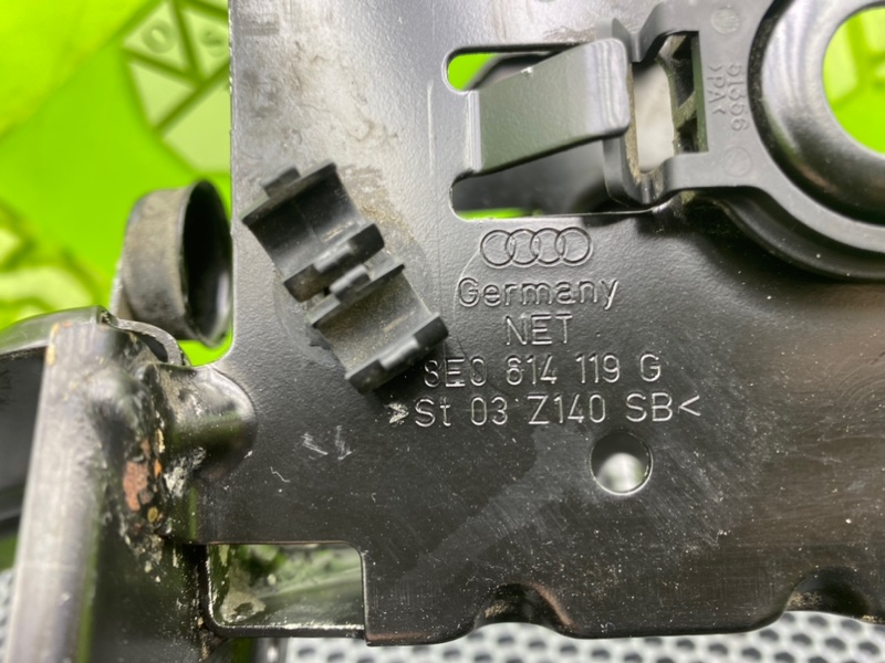 Кронштейн, 1200 рублей, Калининград