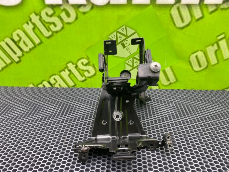 Кронштейн, 1200 рублей, Калининград