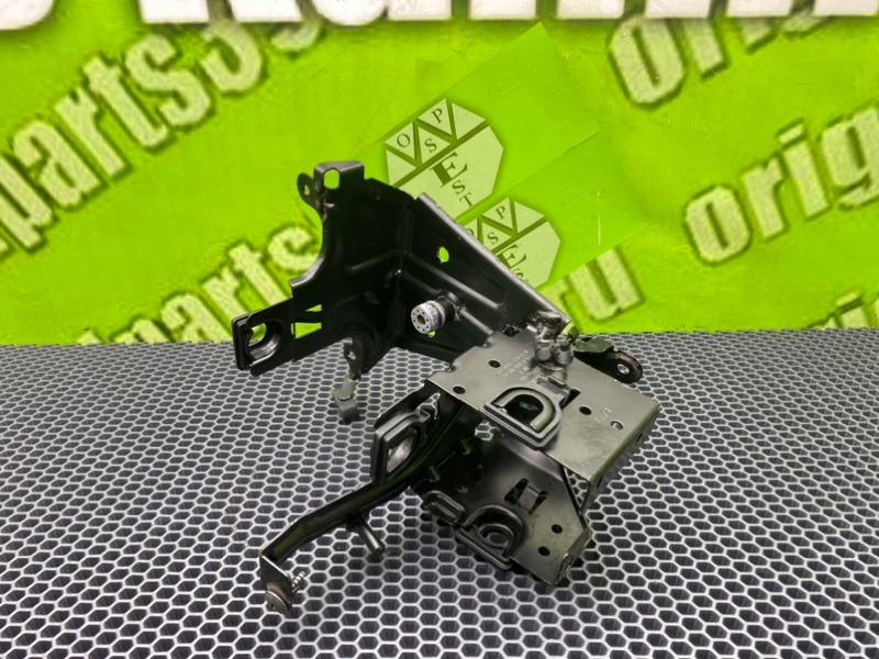 Кронштейн, 1200 рублей, Калининград