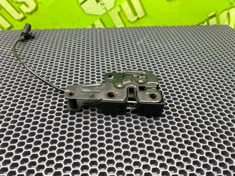 Замок капота, 1200 рублей, Калининград