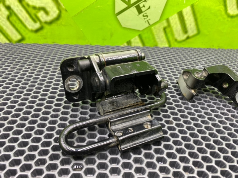 Петли дверей, 1100 рублей, Калининград