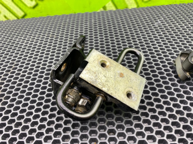 Петли дверей, 1100 рублей, Калининград