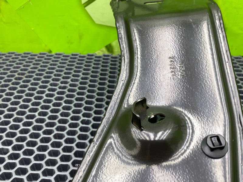 Кронштейн, 1100 рублей, Калининград