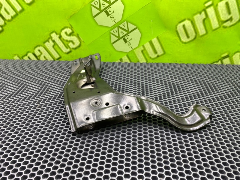 Кронштейн, 1100 рублей, Калининград