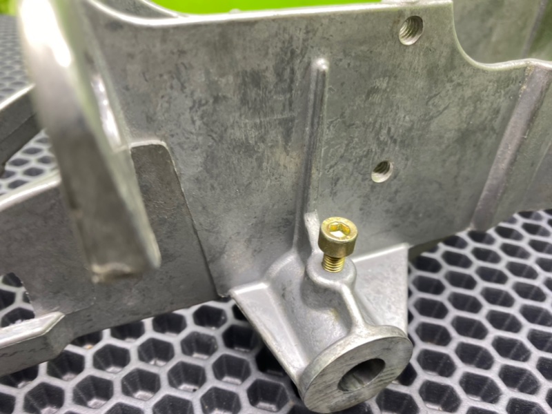 Кронштейн, 1200 рублей, Калининград