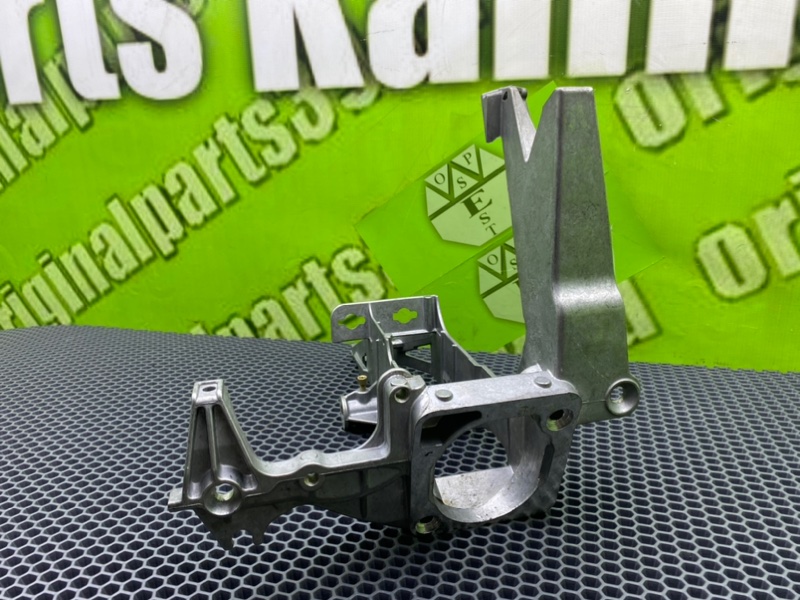 Кронштейн, 1200 рублей, Калининград