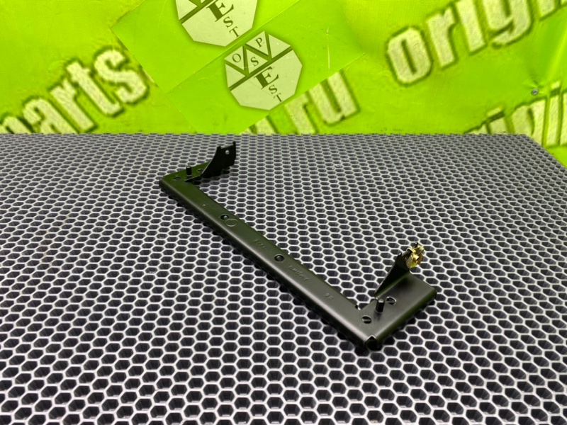 Кронштейн, 900 рублей, Калининград