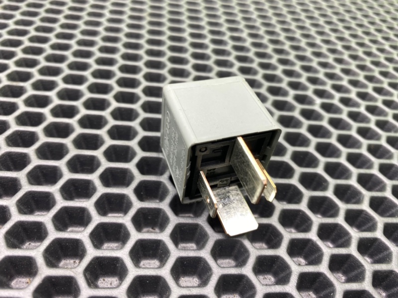 Реле, 700 рублей, Калининград