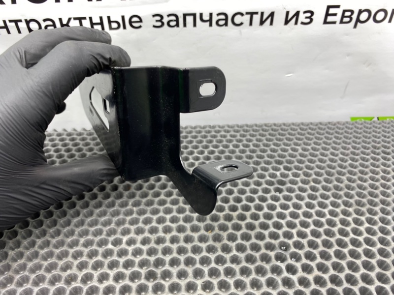 Кронштейн, 600 рублей, Калининград