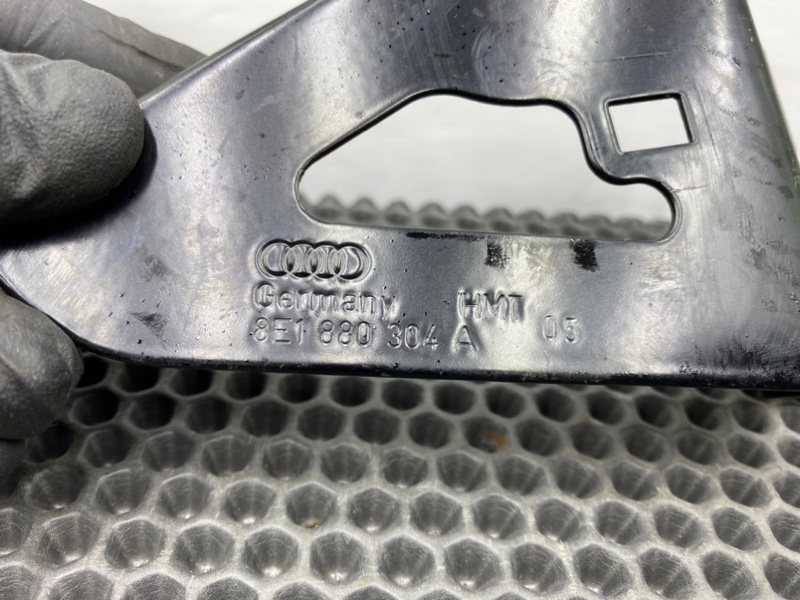 Кронштейн, 600 рублей, Калининград