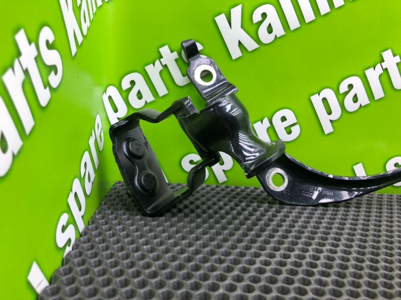 Петля двери багажника, 1100 рублей, Калининград