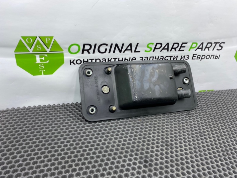 Кронштейн, 700 рублей, Калининград