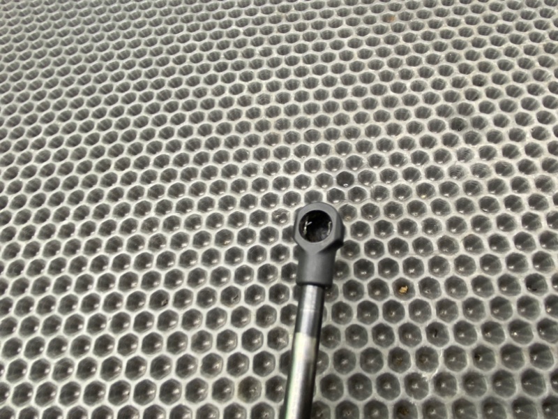 Амортизаторы багажника, 1900 рублей, Калининград