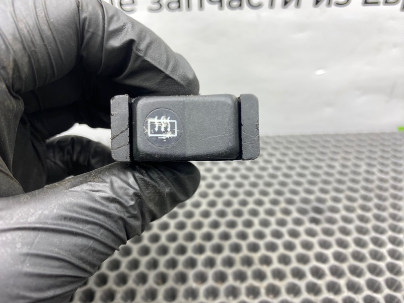 Кнопка обогрева заднего стекла, 600 рублей, Калининград