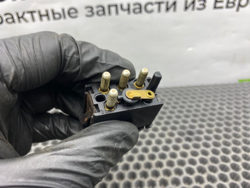 Кнопка обогрева заднего стекла, 600 рублей, Калининград