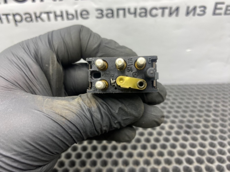 Кнопка обогрева заднего стекла, 600 рублей, Калининград