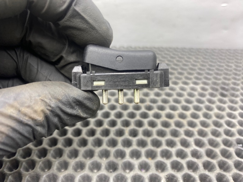 Кнопка света, 700 рублей, Калининград