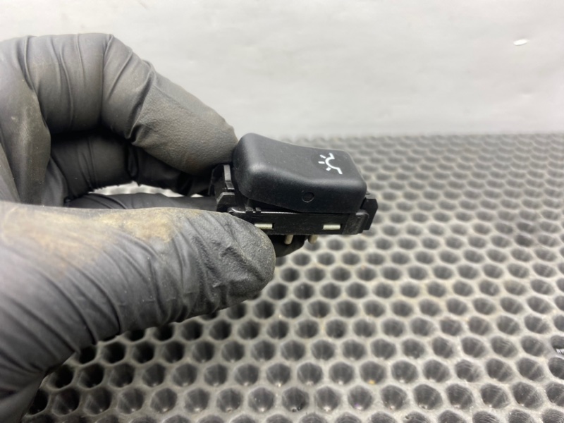 Кнопка света, 700 рублей, Калининград