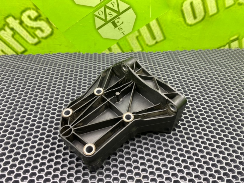 Кронштейн, 1200 рублей, Калининград