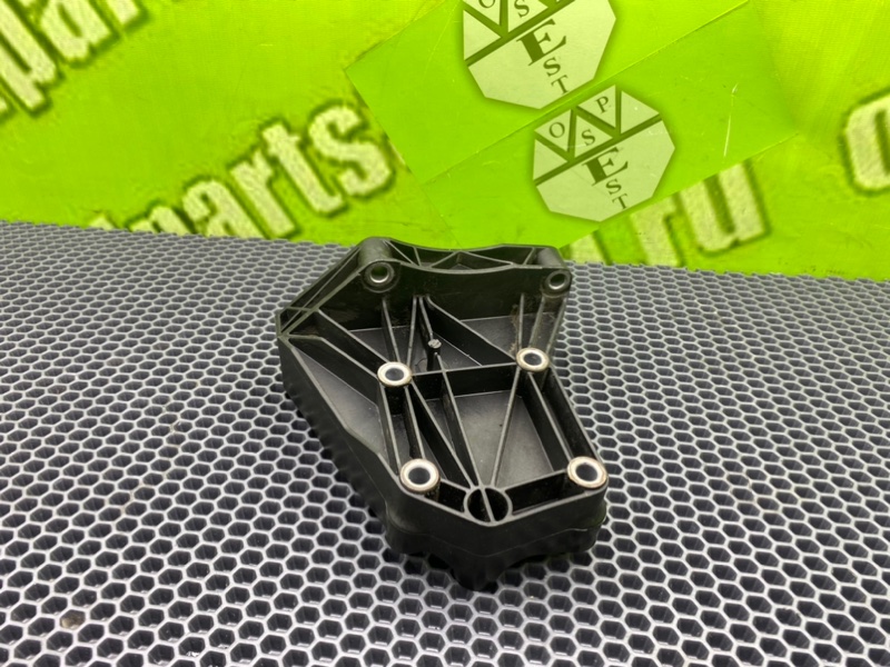 Кронштейн, 1200 рублей, Калининград