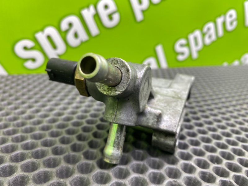 Датчик давления топлива, 2000 рублей, Калининград