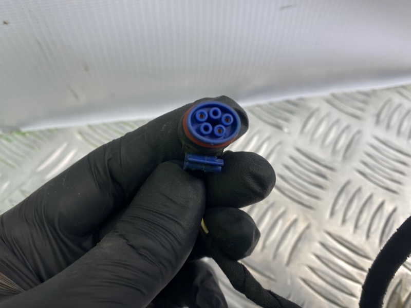 Проводка парктроника, 2000 рублей, Калининград