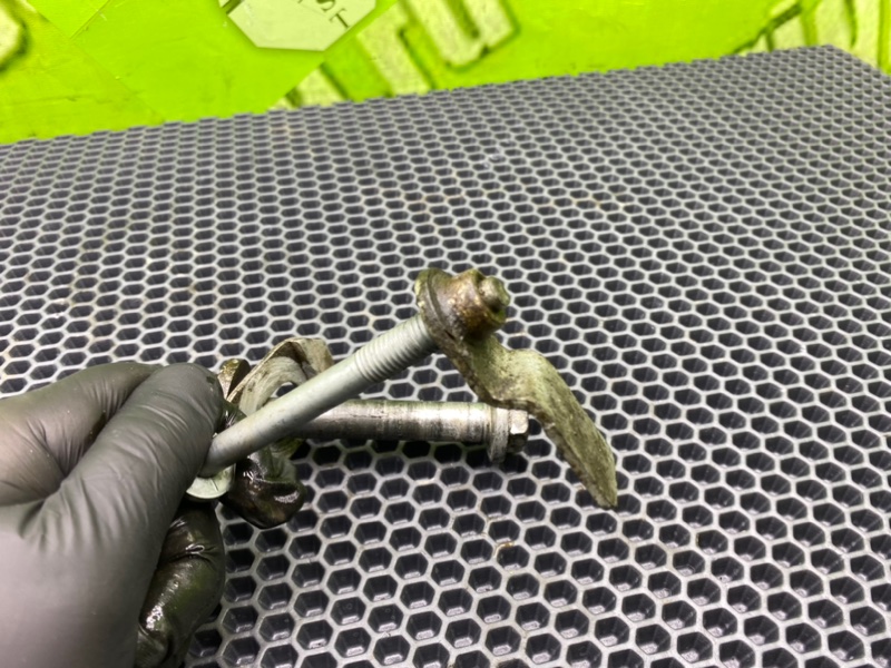 Болт, 1200 рублей, Калининград