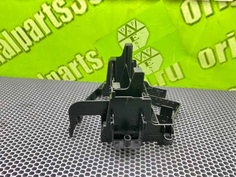 Кронштейн, 1100 рублей, Калининград